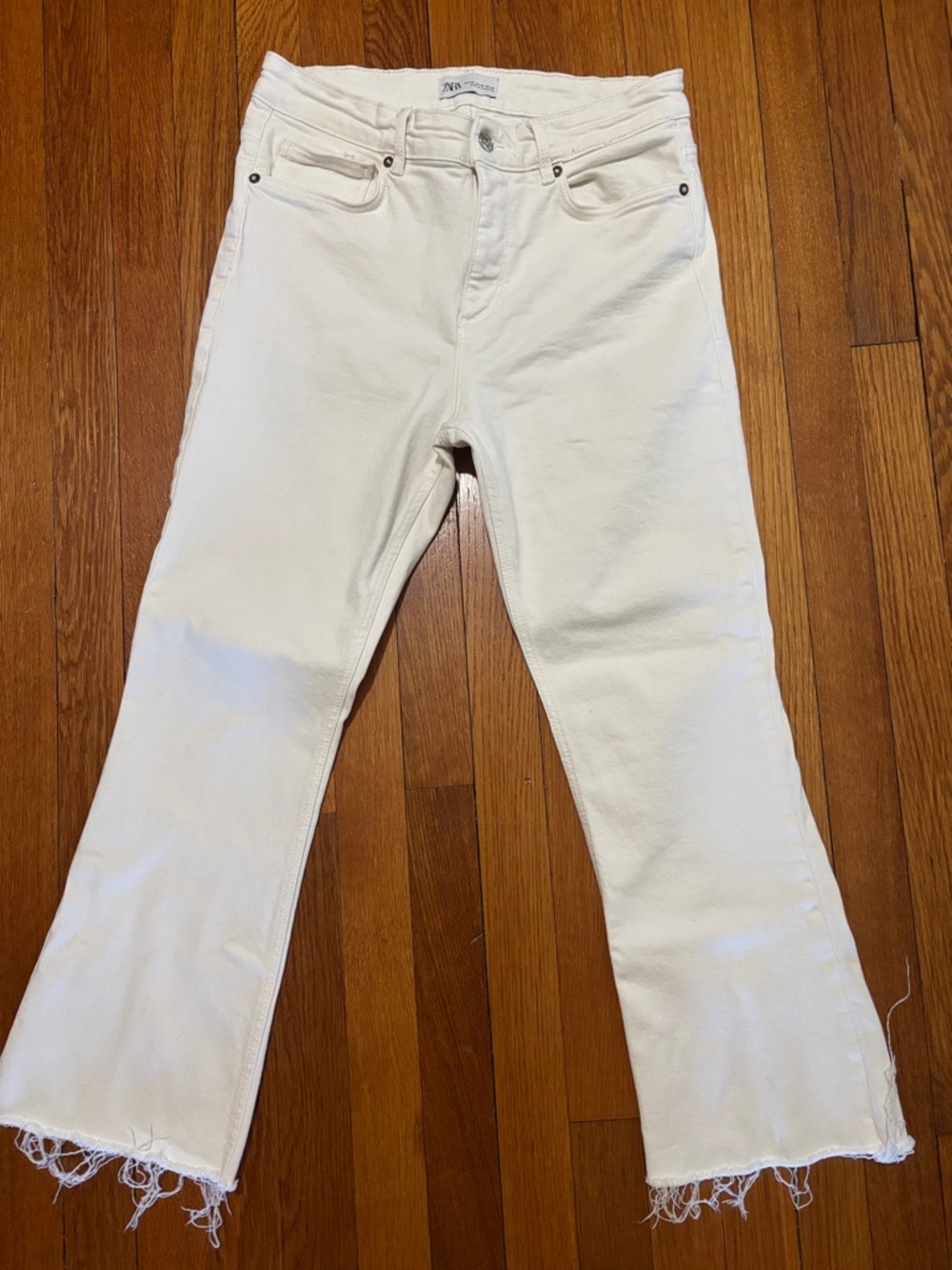 Zara White Frayed Hem Bootcut Jeans